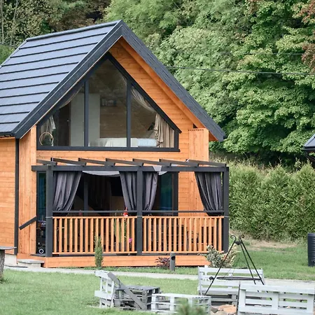 Nova Osada - Klimatyzowane Domki Z Prywatnym Jacuzzi Villa *